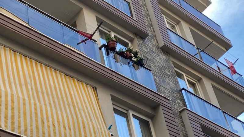 Yaz geldi, balkonlardaki gizli tehlikeye dikkat! Yaz geldi, balkonlardaki gizli tehlikeye dikkat!