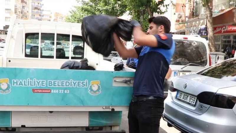 Bozuk etleri çamaşır suyu ile yıkayıp müşteriye yedirdiler