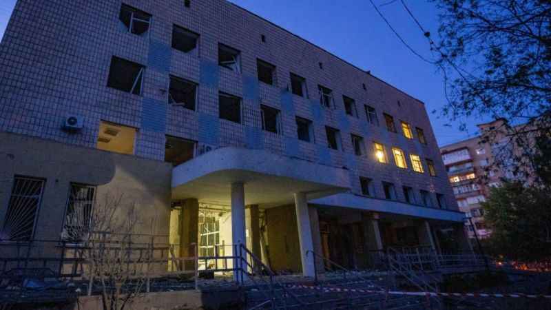 Rusya Kiev’e füzeyle saldırdı: 1’i çocuk 3 ölü Rusya Kiev’e füzeyle saldırdı: 1’i çocuk 3 ölü
