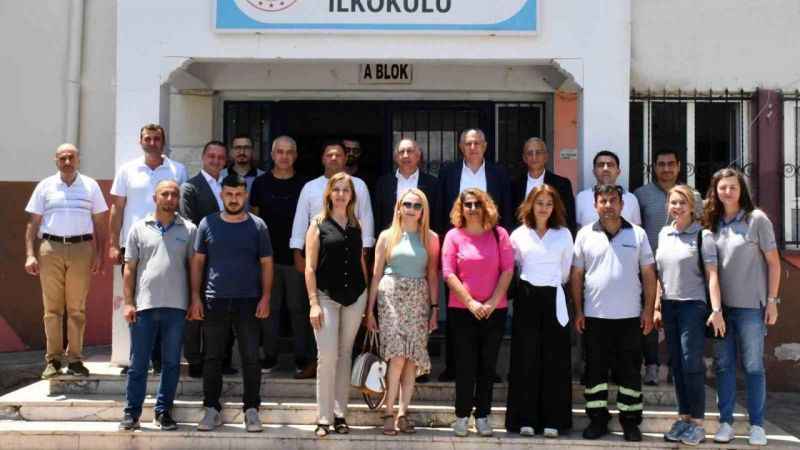 Kibar Holding’den depremzede çocuklara ziyaret Kibar Holding’den depremzede çocuklara ziyaret