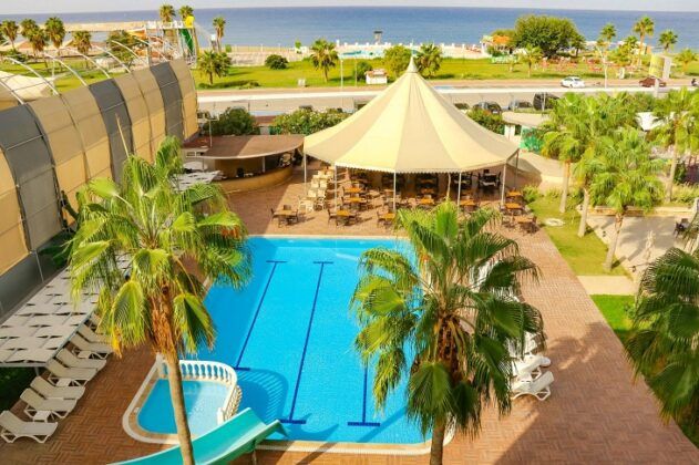 GRAND AKCA OTEL MİSAFİRLERİNİ BEKLİYOR