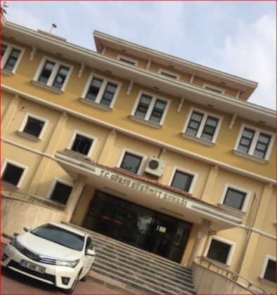 Gürsu İlçe Milli Eğitim Müdürlüğü 16 adet araç 16 adet rehber personelle kişi taşıma hizmeti alacak