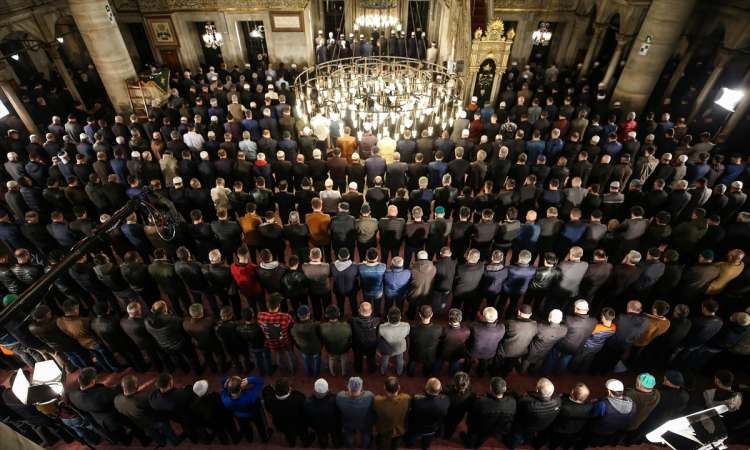 Regaip Kandili’nde camiler doldu taştı! Muhteşem görüntüler