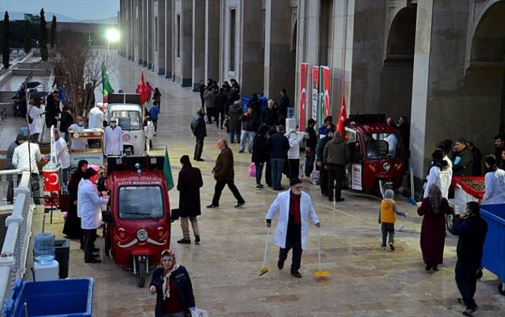 Regaip Kandili’nde camiler doldu taştı! Muhteşem görüntüler