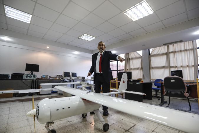 Türkiye’de bir ilk! Şekil değiştirebilen uçak kanadı yapıldı