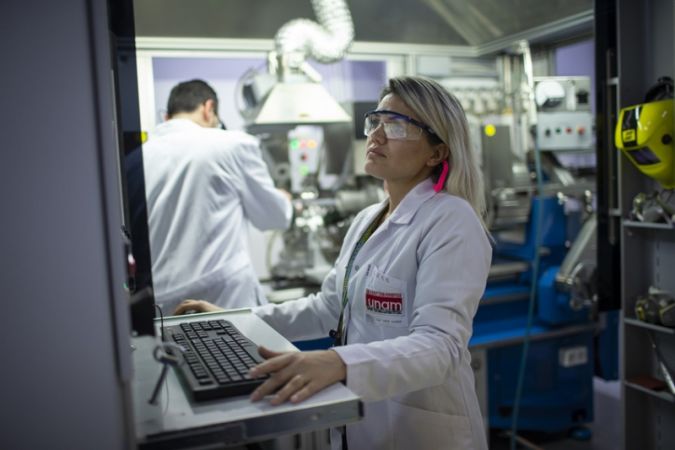 Türkiye’nin ilk milli aktif fiberi üretildi