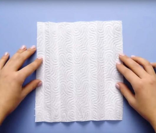 Virüslerden korunmak isteyenler için pratik yüz maskesi yapımı