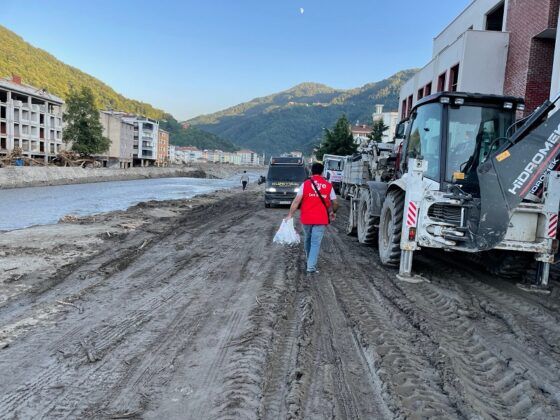 Çare Derneği, Afetzedelerin Yanında!