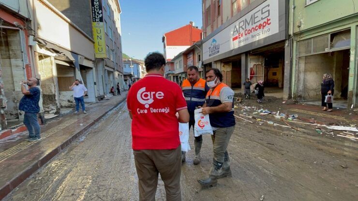 Çare Derneği, Afetzedelerin Yanında!