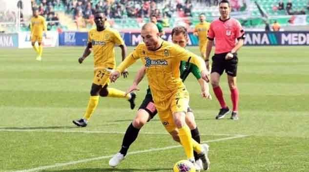 Yeni Malatyaspor’da iki kadro dışı