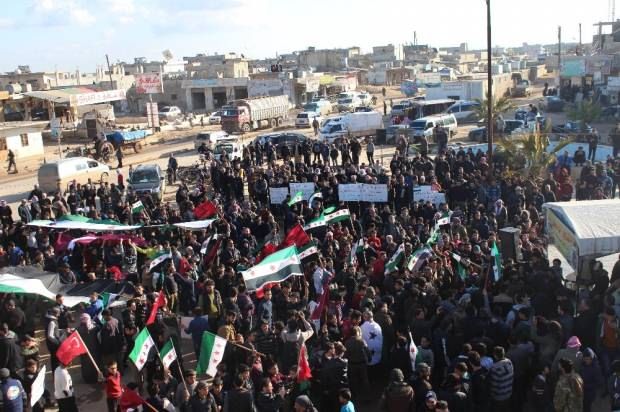 İdlib’de halkın Türk bayraklı sevinci