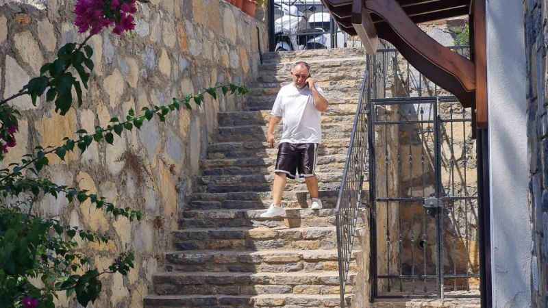 Spor yorumcusu ve işletmeci Levent Bulut öldüresiye dövülüp gasp edildi Spor yorumcusu ve işletmeci Levent Bulut öldüresiye dövülüp gasp edildi