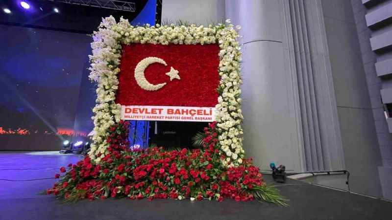 MHP Genel Başkanı Bahçeli’den AK Parti’nin 22’nci kuruluş yıldönümüne özel çiçek MHP Genel Başkanı Bahçeli’den AK Parti’nin 22’nci kuruluş yıldönümüne özel çiçek