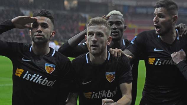 Kayserispor Göztepe’yi mağlup etti