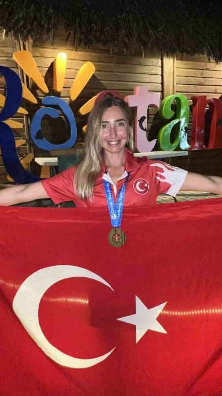 Şahika Ercümen dünya üçüncüsü Şahika Ercümen dünya üçüncüsü