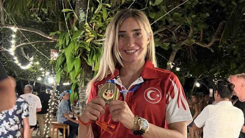 Şahika Ercümen dünya üçüncüsü Şahika Ercümen dünya üçüncüsü