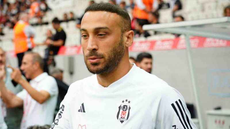 Cenk Tosun bu sezon Süper Lig’de ilk kez forma giydi Cenk Tosun bu sezon Süper Lig’de ilk kez forma giydi