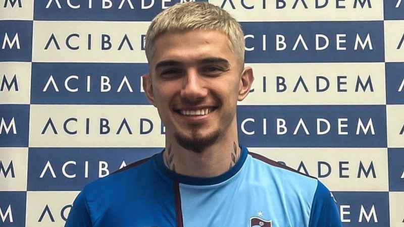 Trabzonspor, eski futbolcusu Berat Özdemir’i kiraladı Trabzonspor, eski futbolcusu Berat Özdemir’i kiraladı