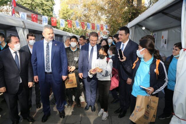 Eyüpsultan Çocuk Kitapları Fuarı başladı