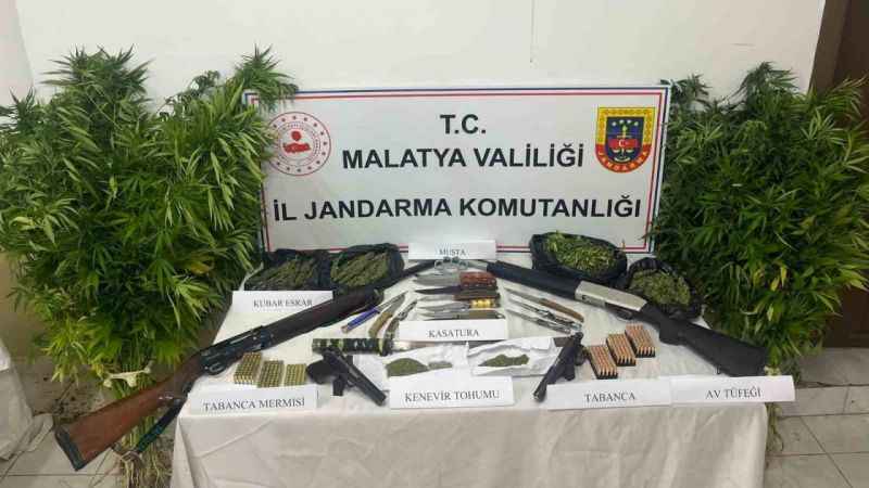 Malatya’da jandarmadan zehir tacirlerine büyük darbe Malatya’da jandarmadan zehir tacirlerine büyük darbe