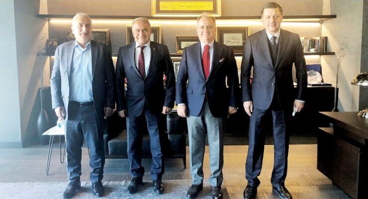 Saruhan Holding Fakir’le teknolojiyi evlere taşıyor