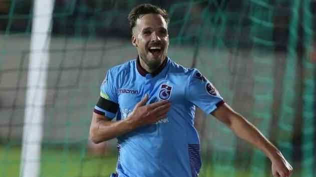 Filip Novak, Fenerbahçe’yi boş geçmiyor