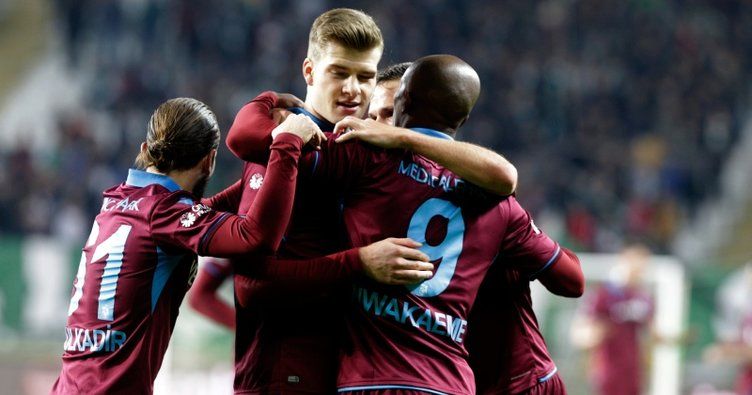 Fırtına Konya’da esti!