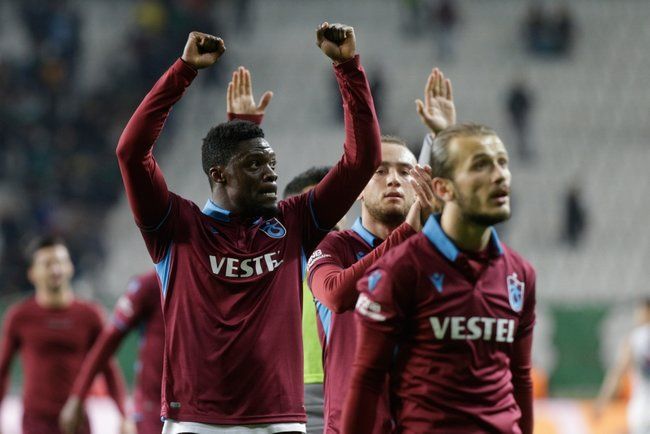 Fırtına Konya’da esti!