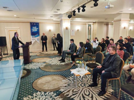 Duran : Gazetecilik kültürü, internet medyasına taşınabilmeli