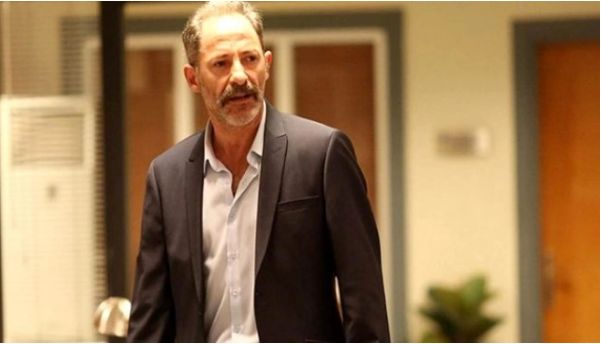 ÜNLÜ OYUNCU YOĞUN BAKIMDA