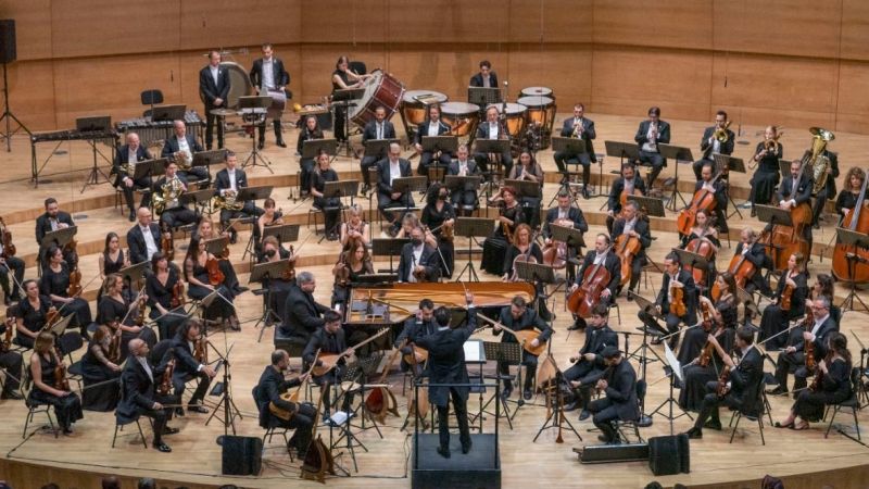 CUMHURBAŞKANLIĞI SENFONİ ORKESTRASI AŞIK VEYSEL’İ MUHTEŞEM BİR KONSERLE ANDI