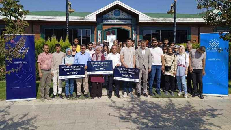 Adıyaman Belediyesi depremzede öğrencilerin yanında