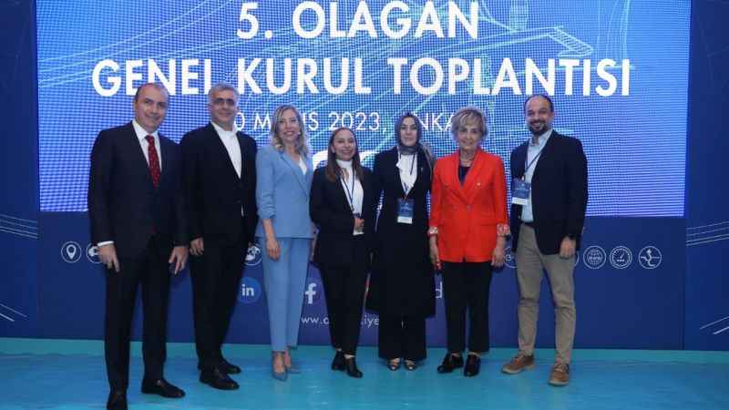 Kuzey Marmara Otoyolu 'Ulaşımda Aklın Yolu Ödülü'nün sahibi oldu