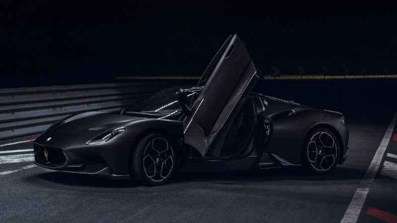 Maserati, gecenin gizeminden ilham alan MC20 Notte’yi tanıttı Maserati, gecenin gizeminden ilham alan MC20 Notte’yi tanıttı