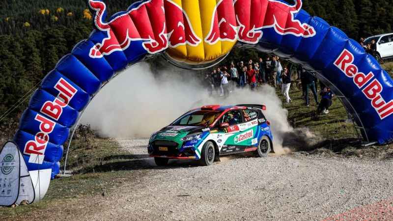 İstanbul Rallisi'nde heyecan dorukta: Castrol Ford Team Türkiye şampiyonluk için start alıyor