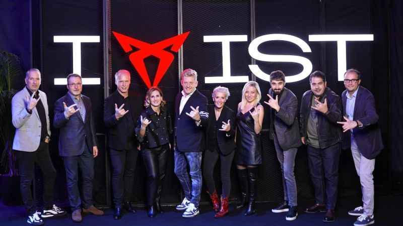 CUPRA, İstanbul’da elektrikli modellerden CUPRA Born ve CUPRA Tavascan'ı sergiledi