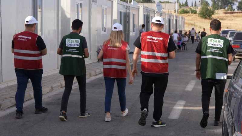 Albayrak Grubu deprem bölgesine desteğini sürdürüyor