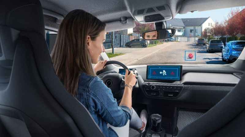 Daha güvenli yollar için: Bosch, üretken yapay zekayla yeni sınırları keşfetmek için Microsoft'la iş birliği yapıyor 