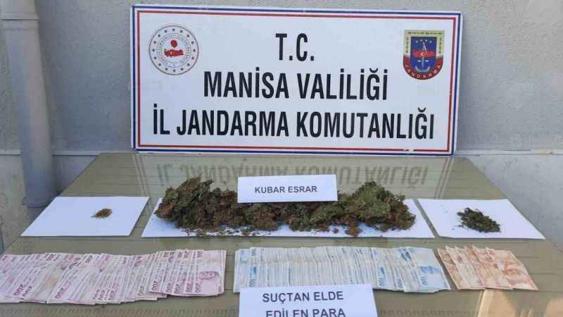 Manisa’da 1 kilo 845 gram esrar ele geçirildi