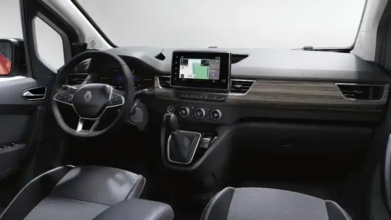 Renault’dan hafif ticari atağı: Yeni Kangoo ailesi Türkiye’de