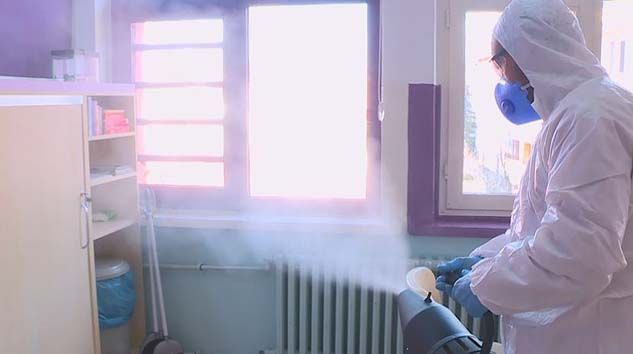 Meslek liselerinde üretilen dezenfektanlar okulları temizleyecek