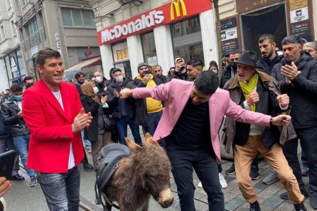 Ölme Eşeğim Ölme