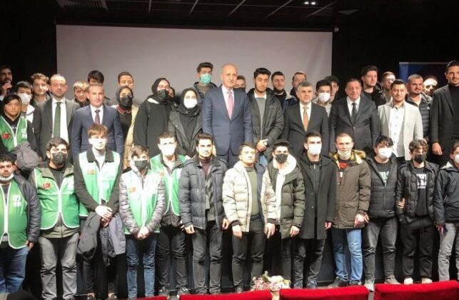 Numan Kurtulmuş’tan Sultanbeylili üniversite öğrencilerine müjde