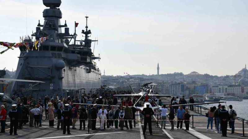 Dünyanın ilk SİHA gemisi TCG Anadolu’yu 4 bin 445 kişi ziyaret etti
