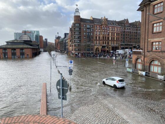 Almanya Sular Altında Kaldı