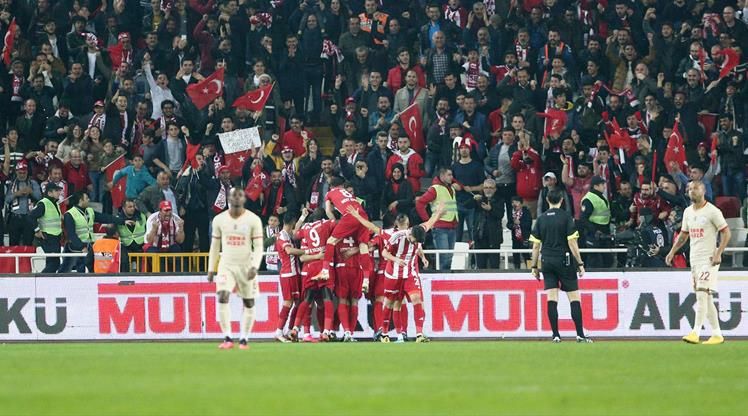 Sivas, Galatasaray’ı frenledi: 2-2