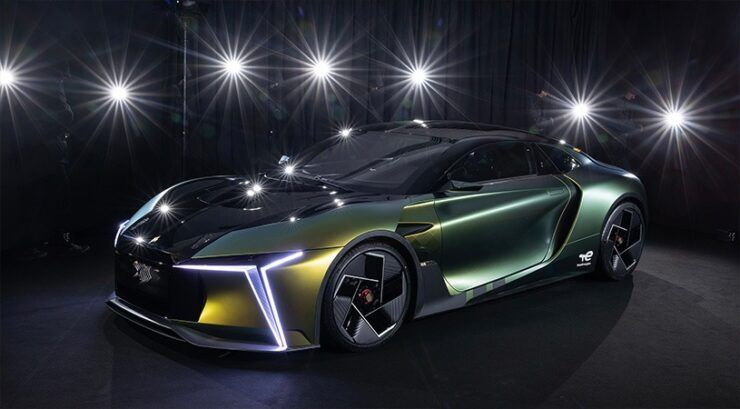 PİSTLERDEKİ ELEKTRİKLİ UZMANLIĞINI YOLLARA TAŞIYOR