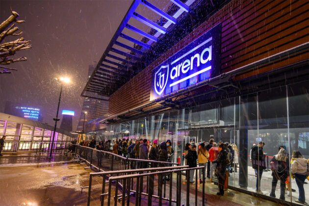 Soğuk Havaya Rağmen “JJ Arena”  Hakan Altun Konseri 2500 Müziksever ile Doldu Taştı