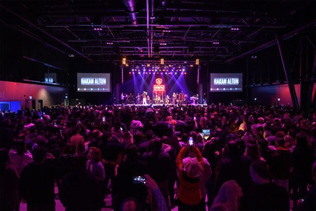 Soğuk Havaya Rağmen “JJ Arena”  Hakan Altun Konseri 2500 Müziksever ile Doldu Taştı