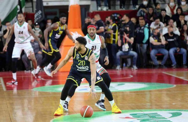 ING Basketbol Süper Ligi: Pınar Karşıyaka: 74 – Fenerbahçe Beko: 72 ING Basketbol Süper Ligi: Pınar Karşıyaka: 74 – Fenerbahçe Beko: 72